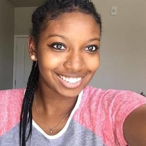 Meet your Posher, Akilah